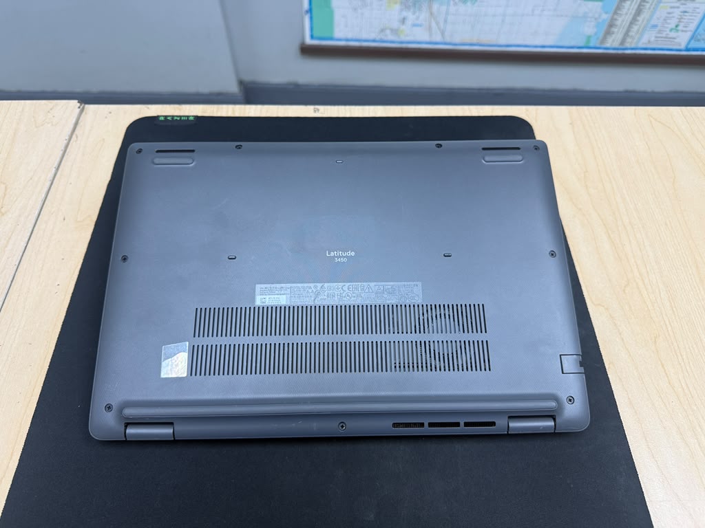 14" Dell Latitude 3450 i3 13 th Gen / 8gb ddr4 / 256 gb ssd / w power adapter Renewed