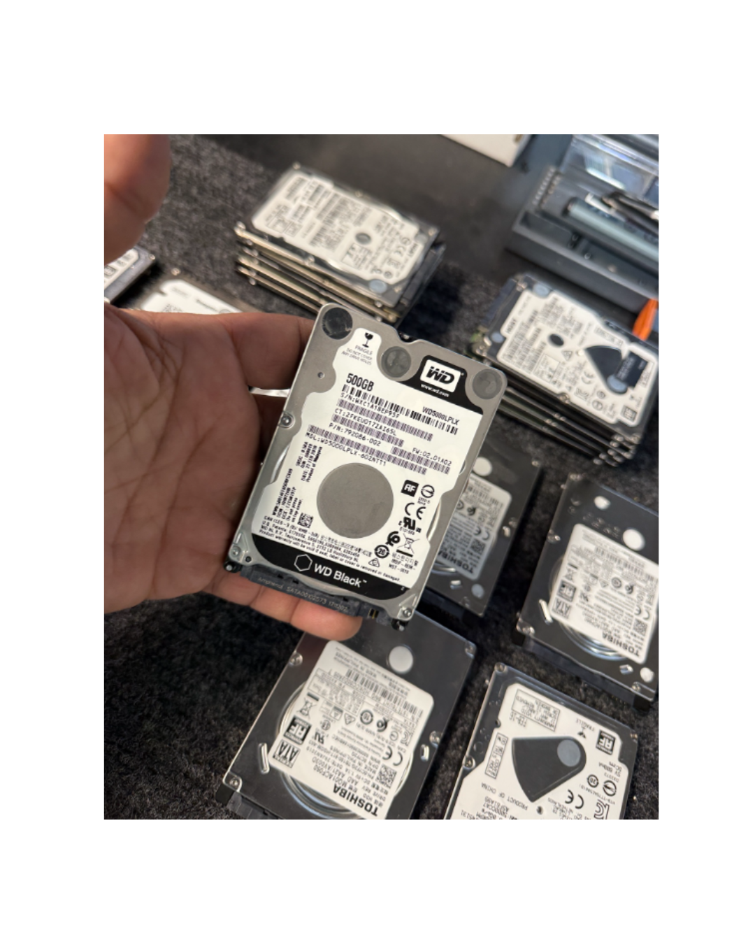 20 x 500 GB Gigabyte 2.5" Hard Drive Tested , Wiped mixed brands