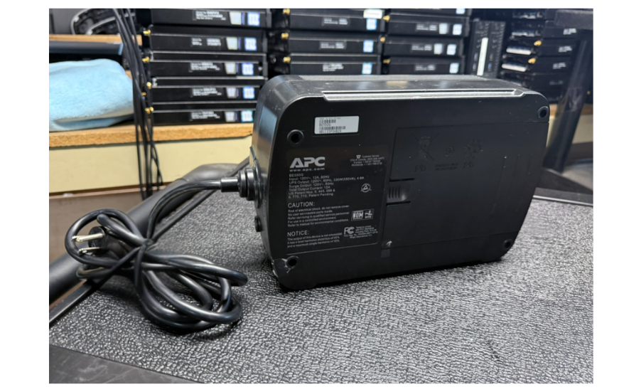 APC Back-UPS ES 550 Battery Backup &amp; Surge Protector