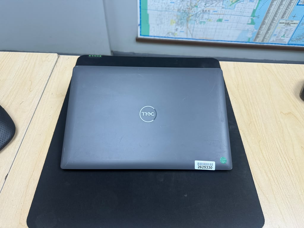 14" Dell Latitude 3450 i3 13 th Gen / 8gb ddr4 / 256 gb ssd / w power adapter Renewed